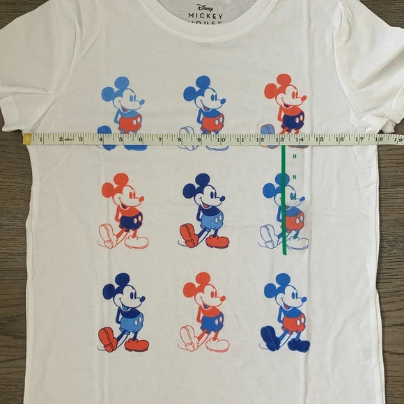 Disney Mickey Grid Americana Short Sleeve Graphic T-Shirt - Size M - White - NWT - Picture 5 of 9